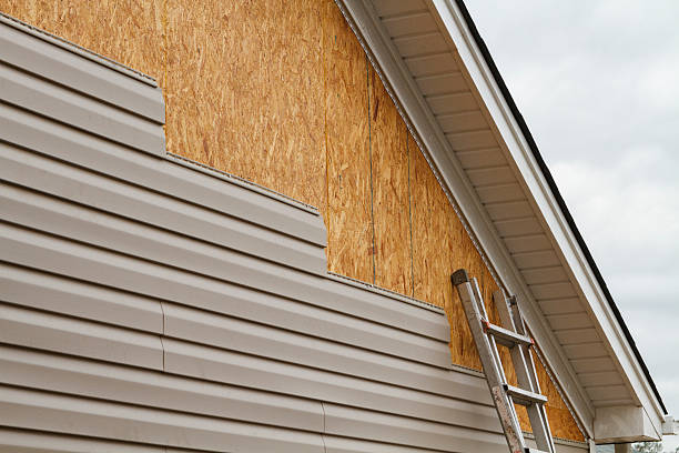24/7 Emergency Storm Damage Siding Repair experts in Washington, NC